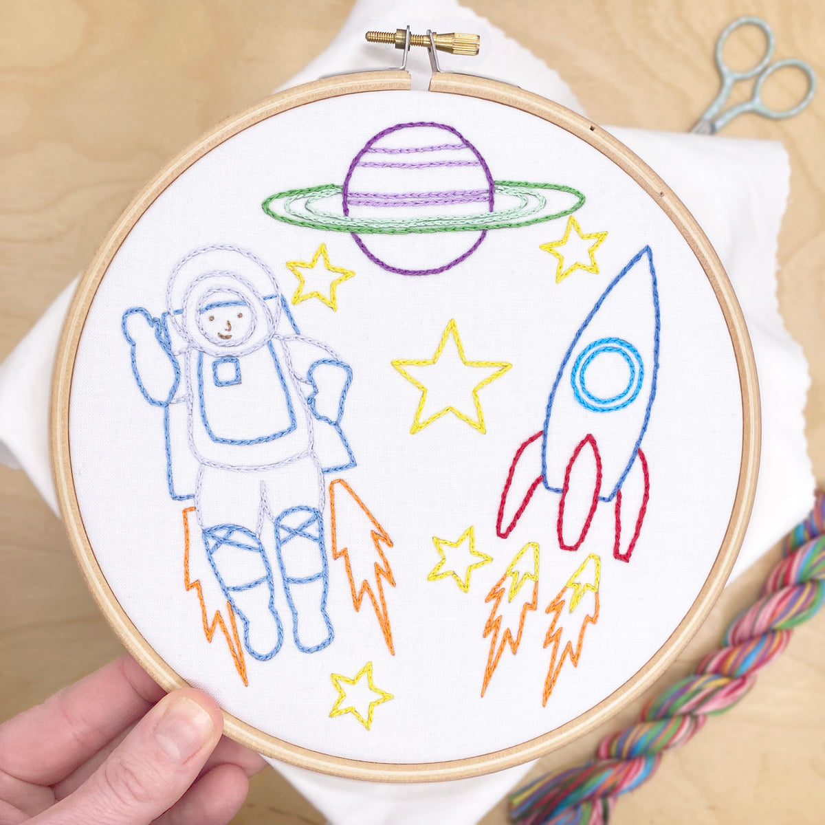 Easy Space Hoop – Lazy May Sewing Club